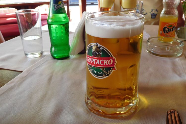 Bulharské pivo.
